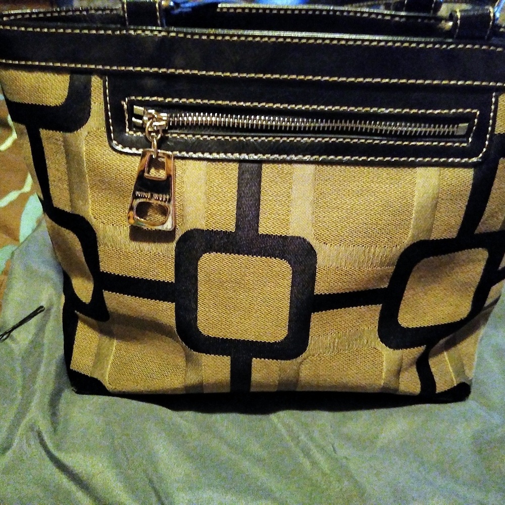 Nine West purse